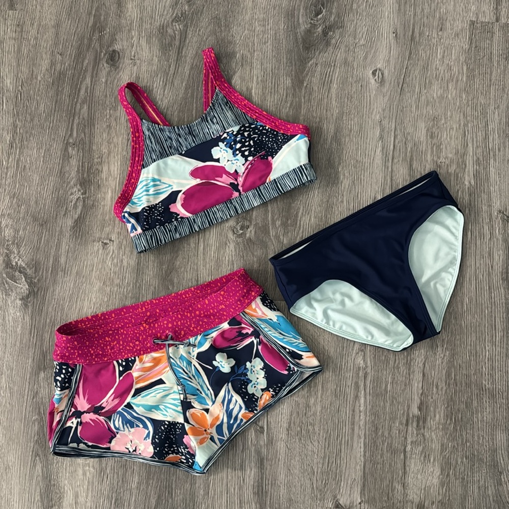Athleta Girl Paradise Splash Bikini Top, Cannonball 2.0 Short  Reversible Bottom